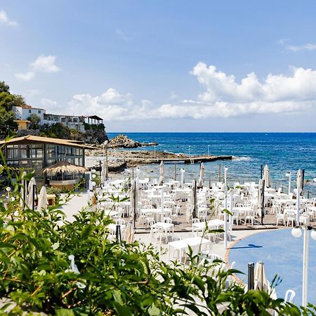 Riva Smeralda Camping Lodge Milazzo Dış mekan fotoğraf