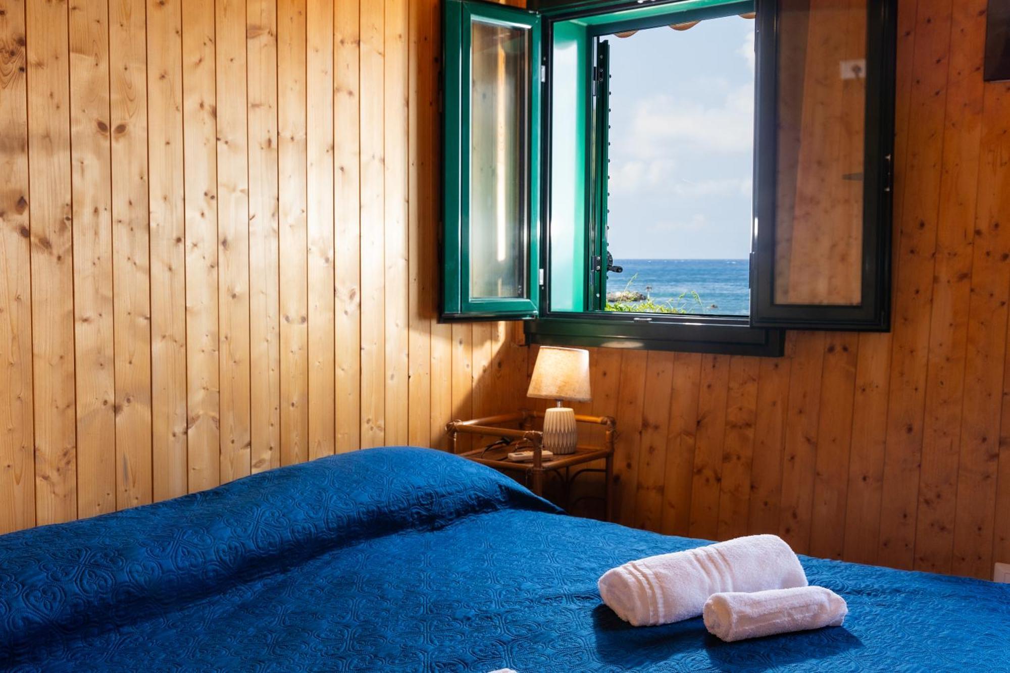 Riva Smeralda Camping Lodge Milazzo Dış mekan fotoğraf