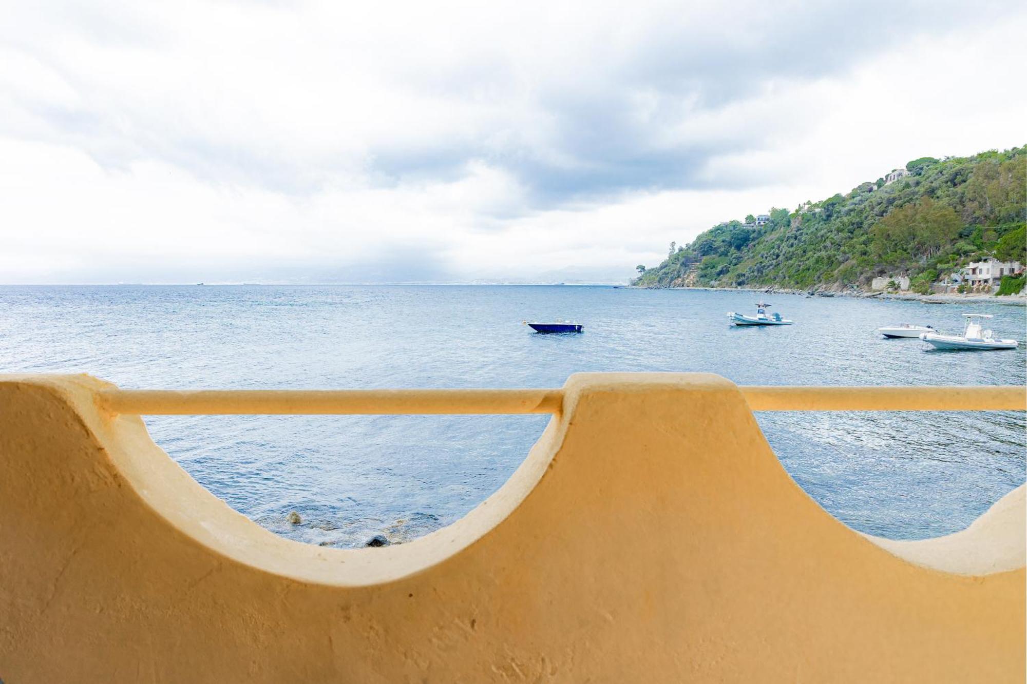 Riva Smeralda Camping Lodge Milazzo Dış mekan fotoğraf