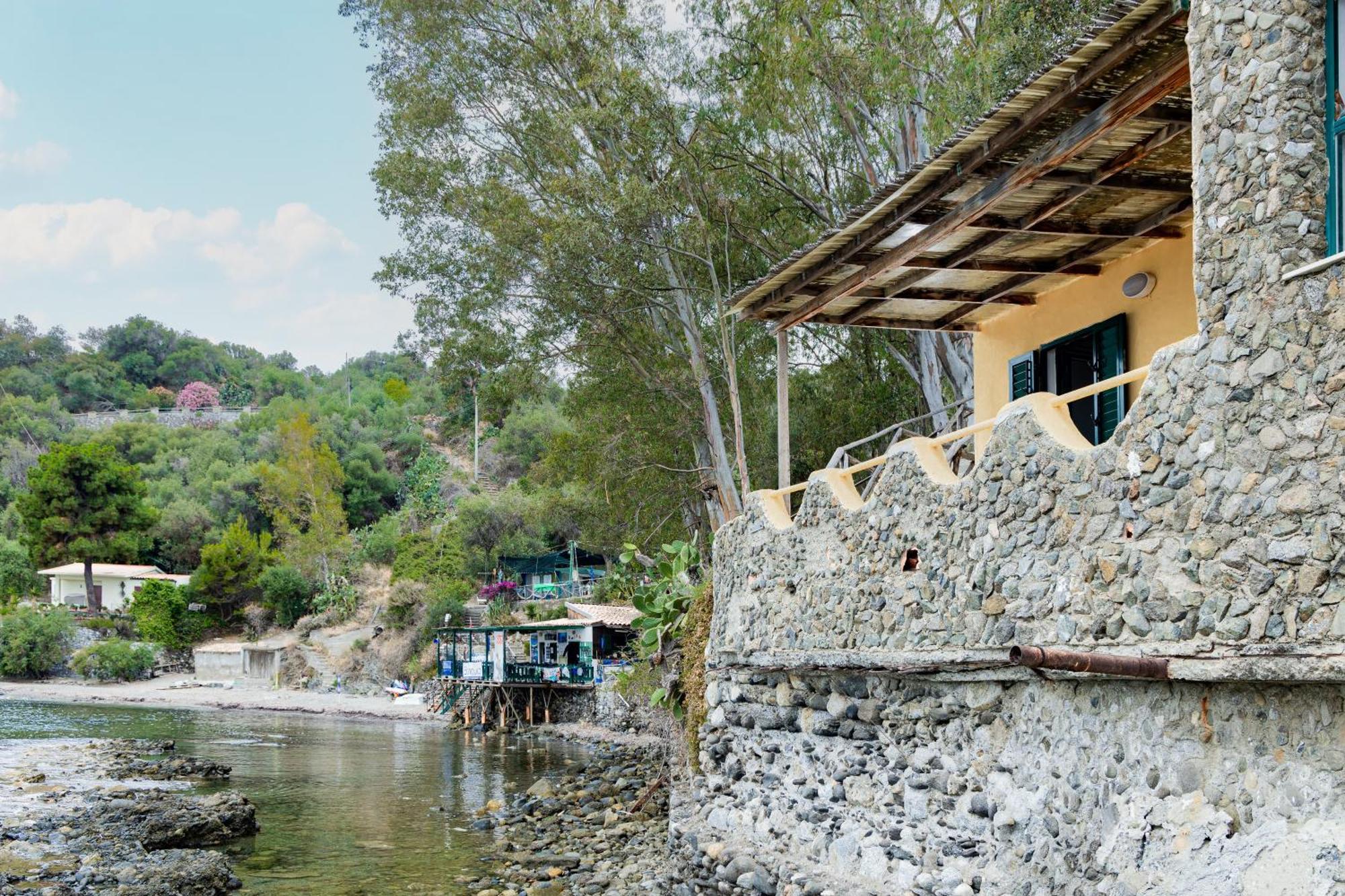 Riva Smeralda Camping Lodge Milazzo Dış mekan fotoğraf