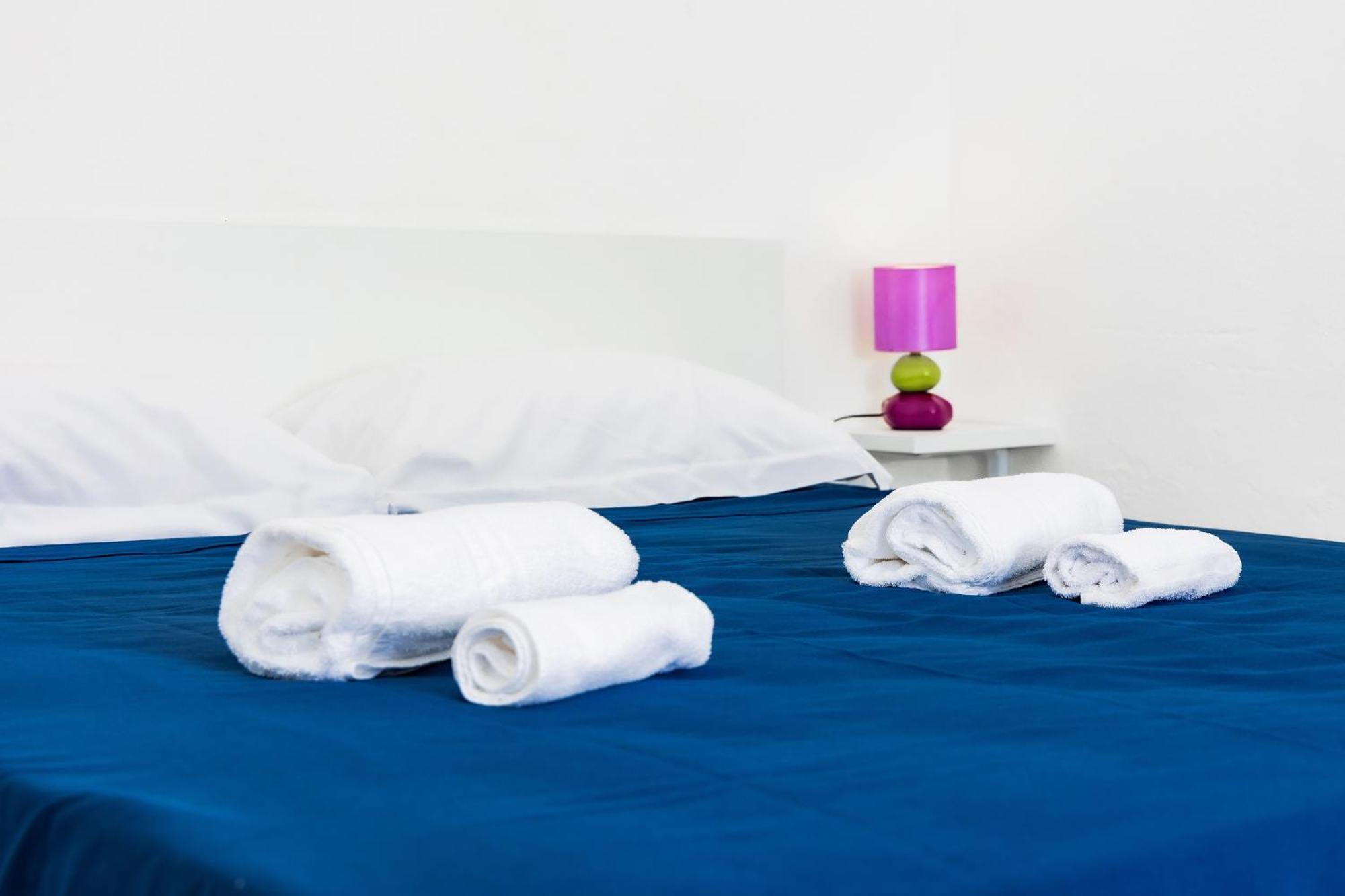 Riva Smeralda Camping Lodge Milazzo Dış mekan fotoğraf